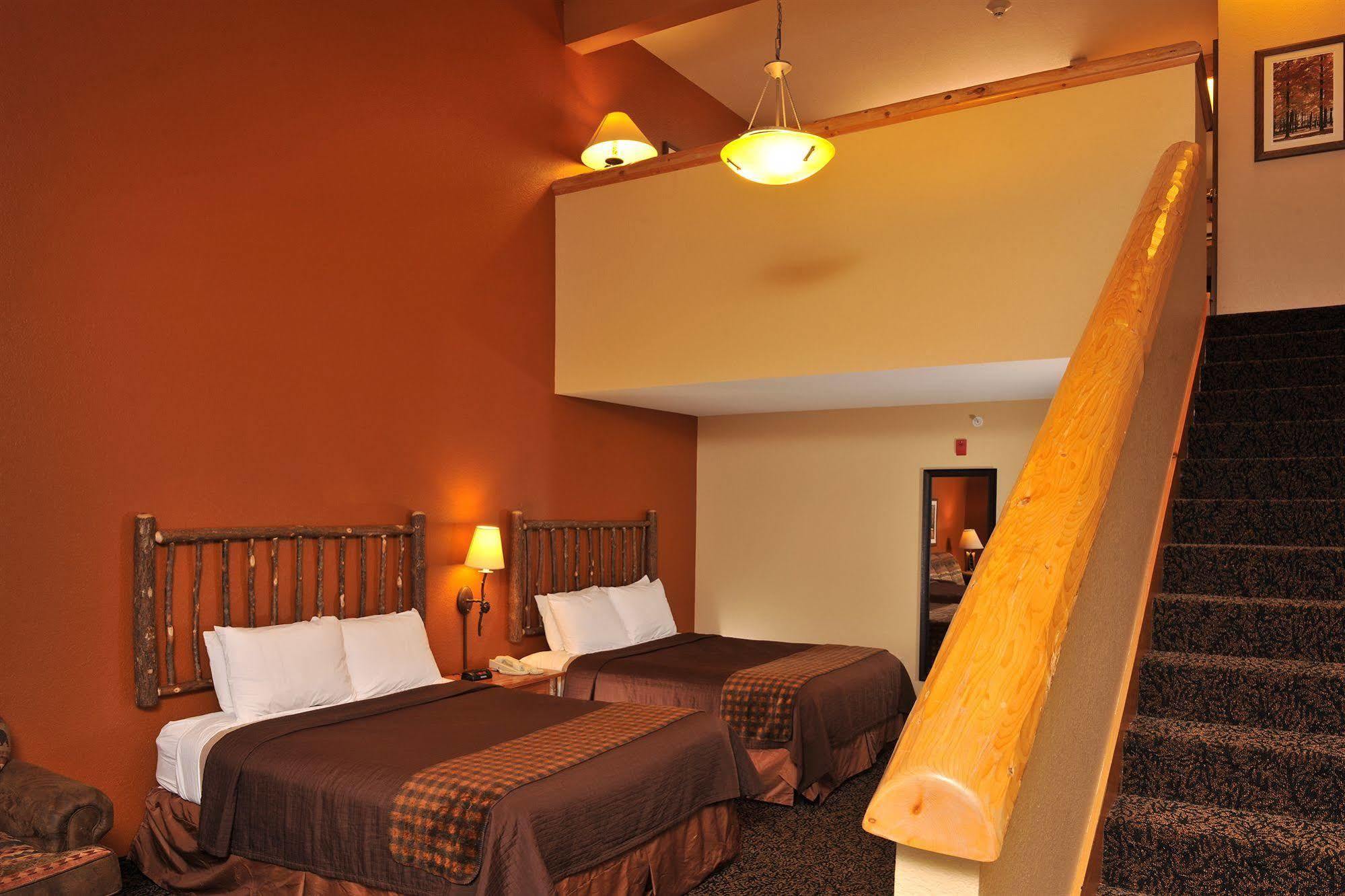 Grand Lodge Hotel Wausau - Rothschild Eksteriør billede