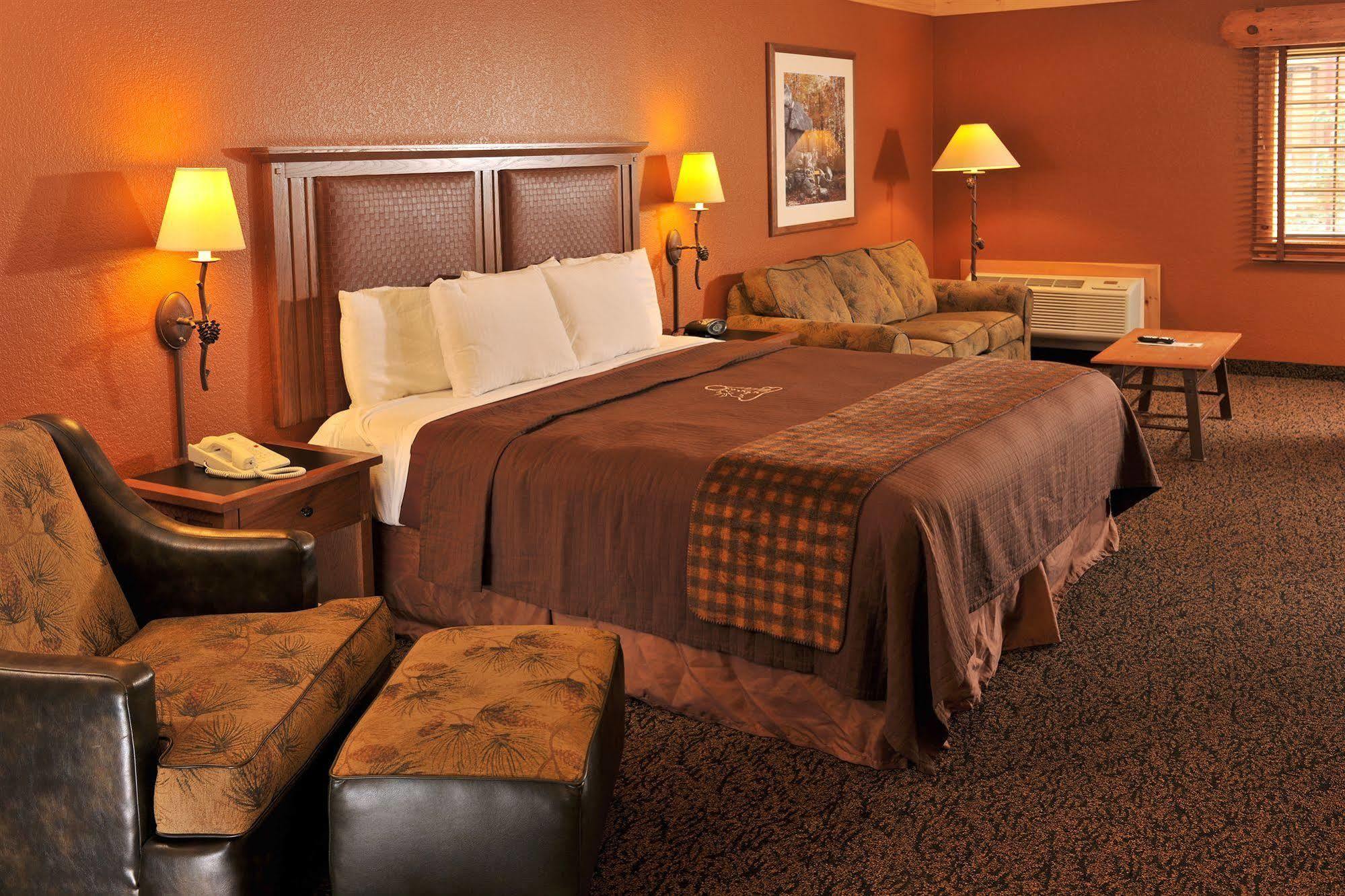 Grand Lodge Hotel Wausau - Rothschild Eksteriør billede